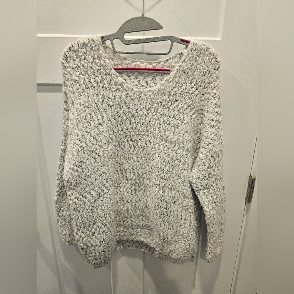 Altar’d State M/L Ivory Popcorn Knit Sweater Chunky Textured Pullover Cozy Soft